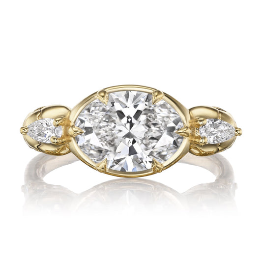 ・JULIET・Oval Lab-Grown Diamond, Skulls (2.29ctw Center)