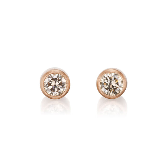 ::color_rose ::|Champagne diamond stud earrings 0.3ctw rose gold front view