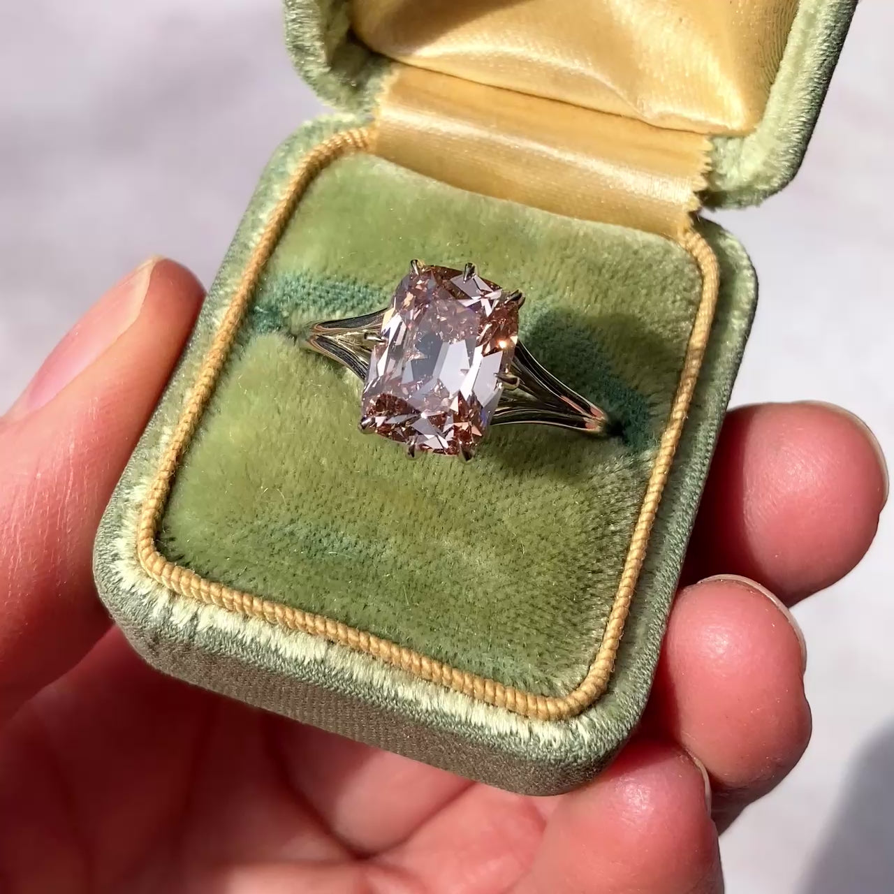 ::color_white ::| Ophelia 3.5ct old mine cut lab-grown champagne diamond solitaire engagement ring with a split shank in white gold in a ring box video