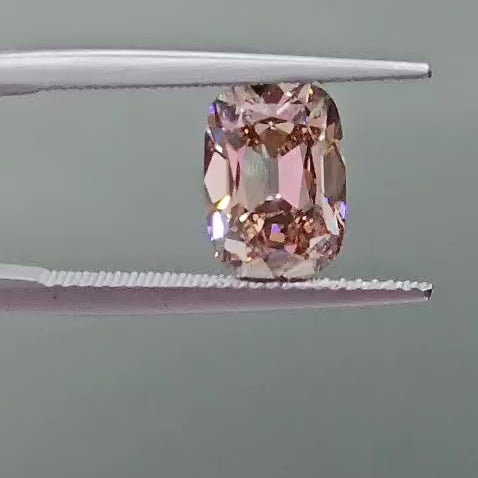 ::color_white_yellow_rose ::| Ophelia 3.5ct old mine cut lab-grown champagne diamond video