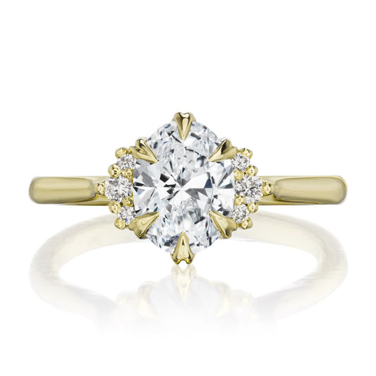 ::color_yellow ::| 1ctw oval lab-grown diamond ring Demi yellow gold with side diamonds front view
